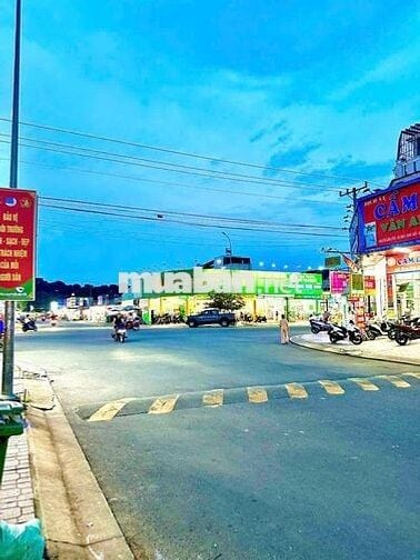 CHO THUÊ NHÀ MẶT TIỀN NGAY NGÃ TƯ VĨNH TÂN thuận tiện buôn bán