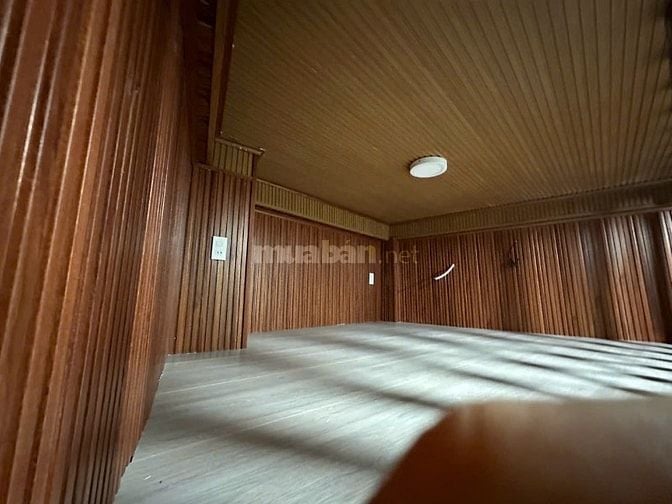 Cho thuê nhà mặt tiền Nguyễn Tiểu La , P.5, Q.10 giá 15tr