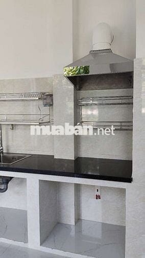 Nhà nhỏ view đẹp rộng rãi thoáng mát