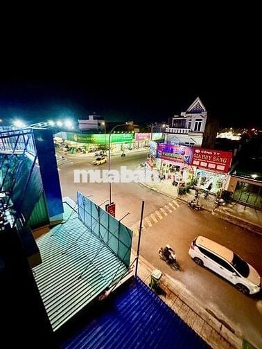 CHO THUÊ NHÀ MẶT TIỀN NGAY NGÃ TƯ VĨNH TÂN thuận tiện buôn bán