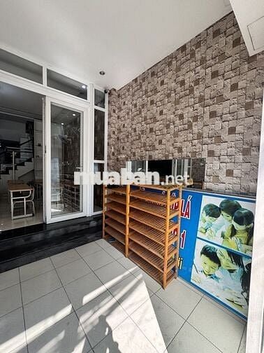 Nhà 2 mặt tiền đối diện trường Tiểu học Hà Huy Giáp Quận 12