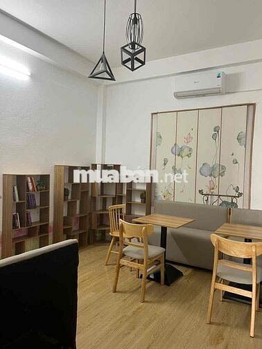 NC MỚI 4*18m,1 TRỆT 2LẦU, st. HXT tránh. Cách MT 20m