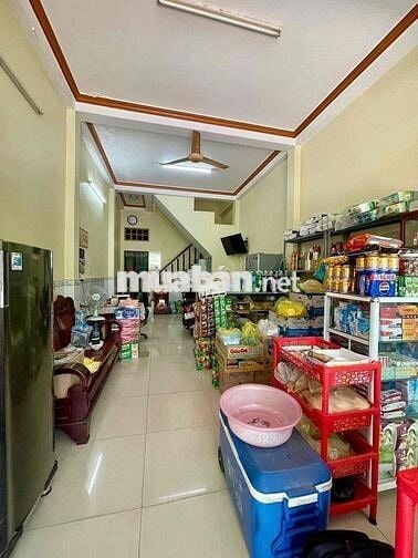 BÁN GẤP NHÀ 1 TRỆT 1 LẦU GIÁ 1TỶ35 Ở BÌNH CHÁNH - THÀNH PHỐ HỒ CHÍ MIN