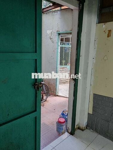 Phòng trọ 15m2 có gác , đường Lũy Bán Bích