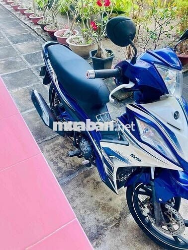 còn dư em xe nên bán