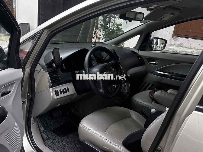 Mitsubishi Grandis 2006 2.4 AT - 170695 km