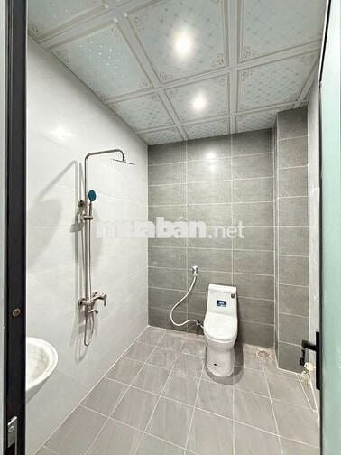 NHÀ MỚI XÂY KHÔNG Ở CẦN NHƯỢNG LẠI