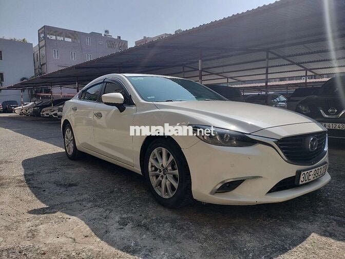 Mazda 6 2017 2.0 Trắng 100.000 km
