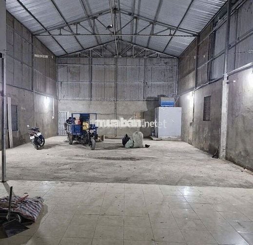 Kho diện tích lên đến 1000m2 ở Nguyễn Văn Quỳ cần cho thuê gấp