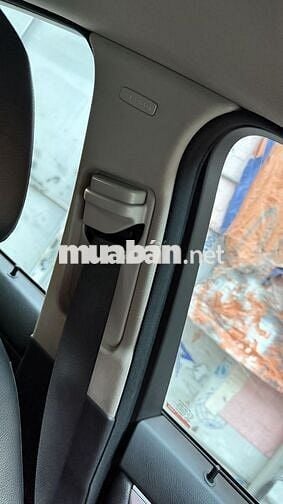 Mercedes-Benz C200 2011 Đỏ