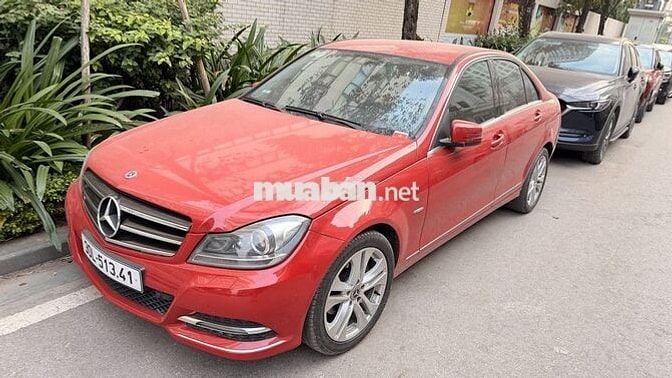 Mercedes-Benz C200 2011 Đỏ