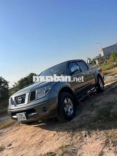 Nissan Navara 2011 2.5 MT 2 cầu