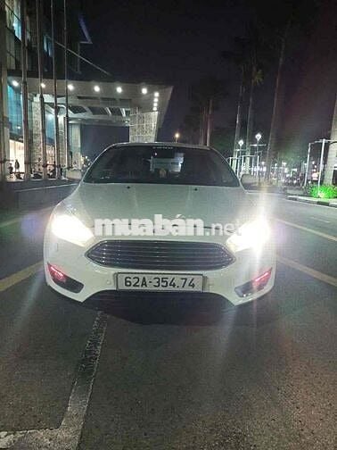 Chính chủ cà vẹt bán xe Ford Focus 2016