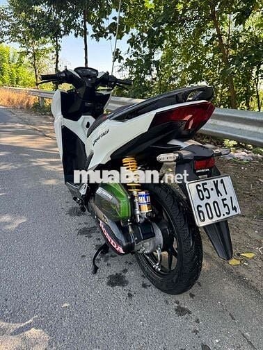 xe đẹp máy em zin.9chủ bao hồ sơ .lh ***