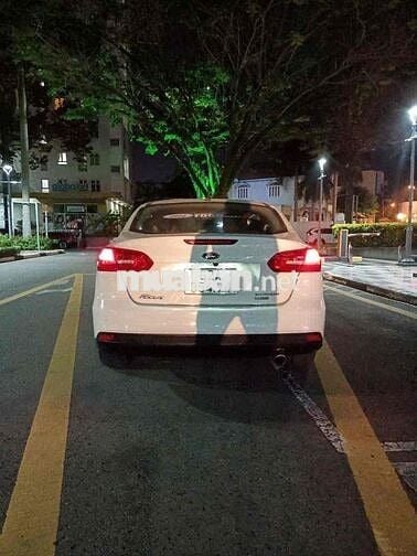 Chính chủ cà vẹt bán xe Ford Focus 2016