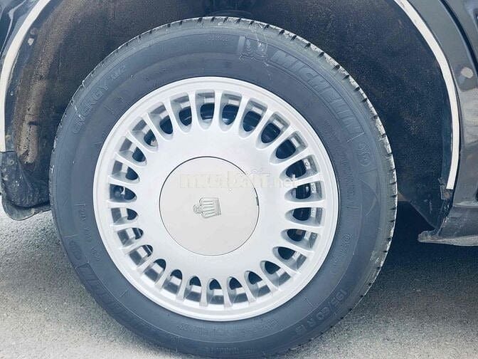 Toyota Crown 1995 - 100000 km