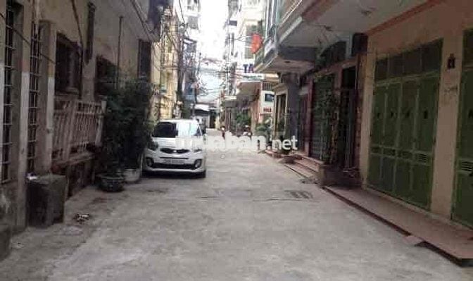 Mặt bằng làm kho 30m² mặt ngõ rộng phố Minh Khai ô tô ra vào thoải mái