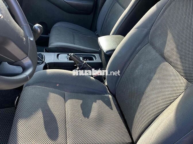Nissan Navara 2011 2.5 MT 2 cầu