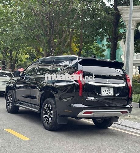 Mitsubishi Pajero Sport 2023 bản đủ còn bảo hành