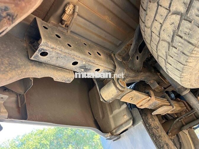 Nissan Navara 2011 2.5 MT 2 cầu