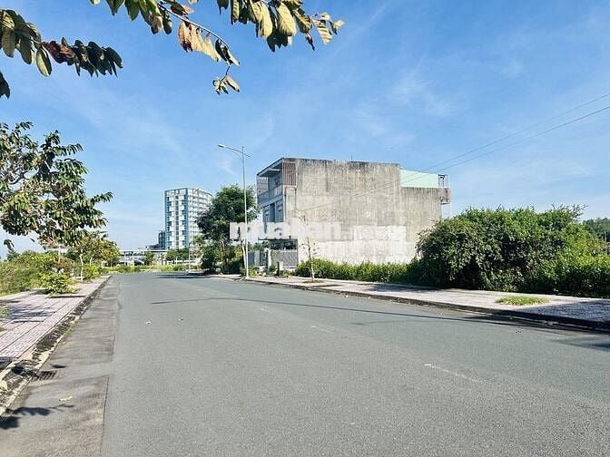 Chuyển nhượng đất nền khu hành chính tỉnh Vĩnh Long