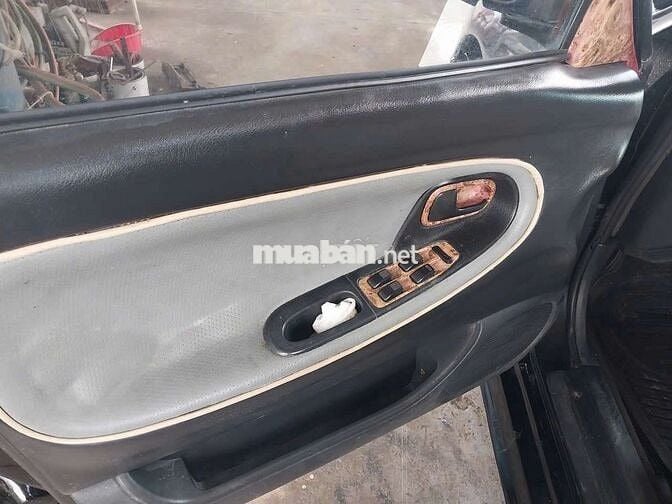 Mazda 626 1991 Đen 5 chỗ