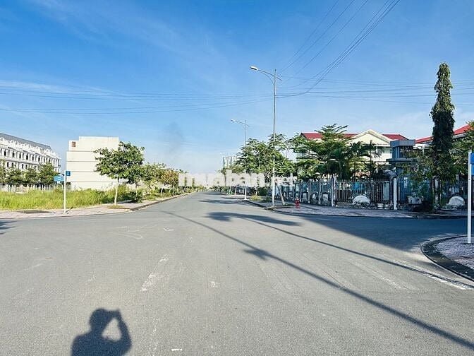 Chuyển nhượng đất nền khu hành chính tỉnh Vĩnh Long