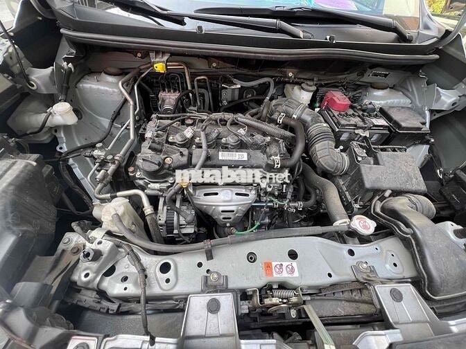 Toyota Veloz 2025 Top 20764 km Bạc