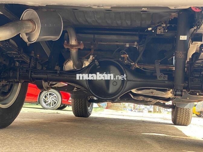 Ford Everest 2008 số sàn màu Vàng cát