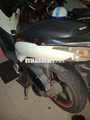 Xe nhà dư dùng cần bán chính chủ xe SH Ý 150 /2008