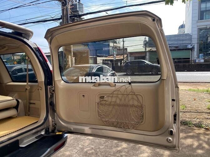 Ford Everest 2008 số sàn màu Vàng cát