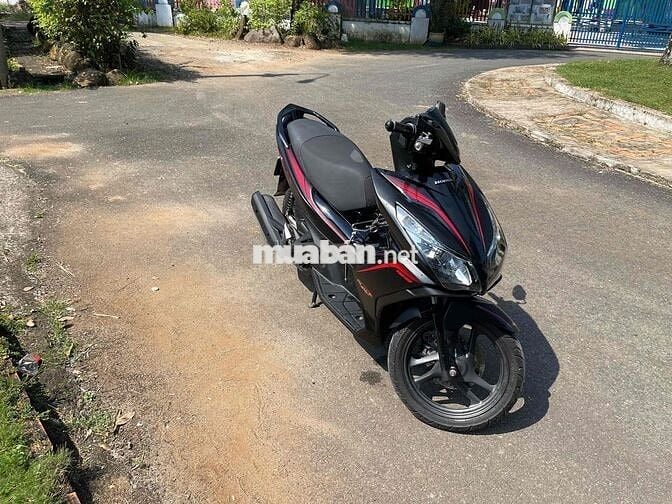 bán ablack mau den còn rat moi