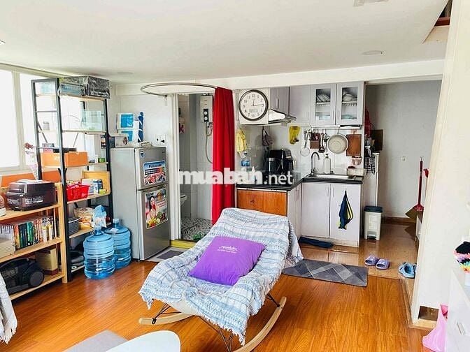 căn hộ tập thể có gác lửng nguyễn công trứ trung tâm quận 1