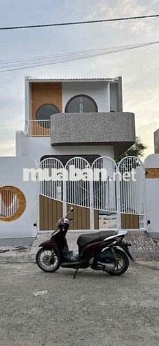 NHÀ ĐEP MỚI 100% ĐƯỜNG NHỰA ÔTÔ ,1 TRỆT 1 LẦU KHU DÂN CƯ P8 (NAY P. TÂ