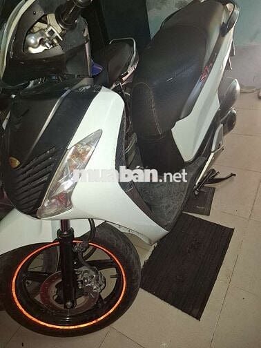 Xe nhà dư dùng cần bán chính chủ xe SH Ý 150 /2008