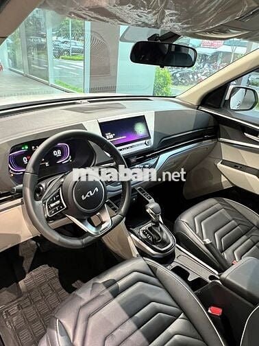 KIA CARENS LUXURY 2025