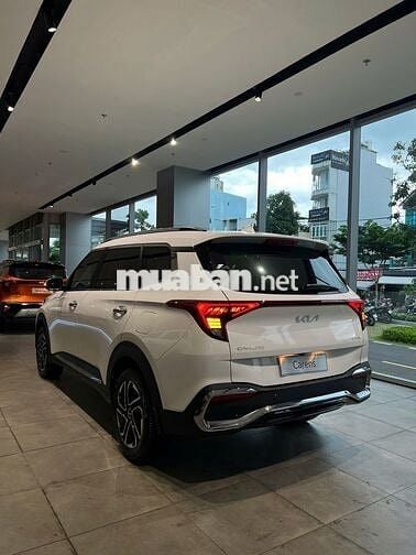 KIA CARENS LUXURY 2025