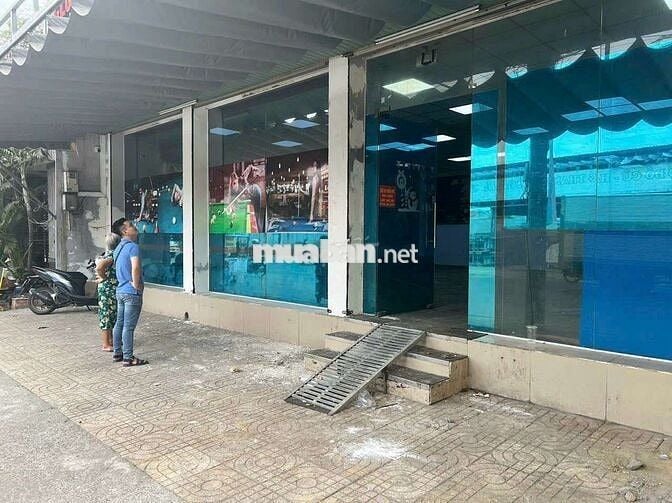 Chính chủ cho thuê mặt bằng q12