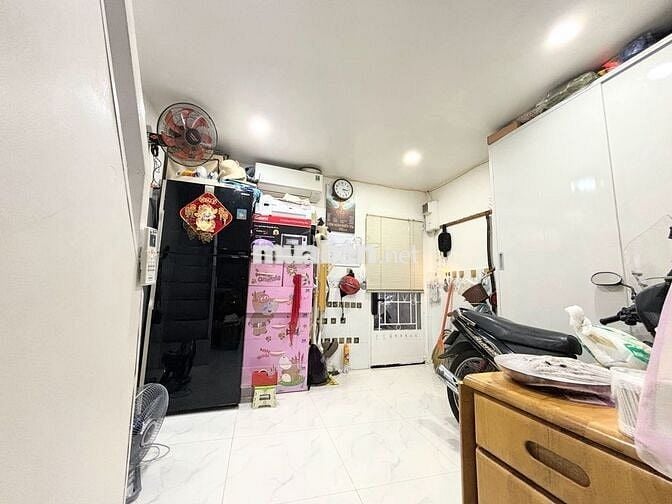 Bán nhà nhỏ Hẻm Trần Đình Xu Quận 1 full nội thất