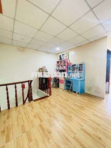 BÁN NHÀ  HXH TÔ KÝ - GẦN CVPM QUANG TRUNG - 4.5M×12M - GIÁ CHỈ 3.4 TỶ