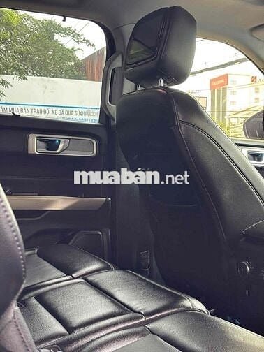 Ford Explorer Đỏ 7 chỗ SUV