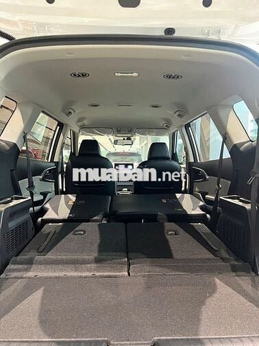 KIA CARENS LUXURY 2025