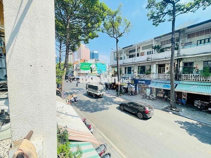 căn hộ tập thể có gác lửng nguyễn công trứ trung tâm quận 1