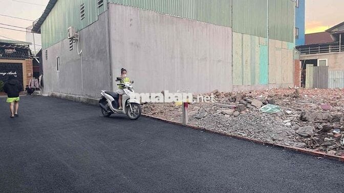 ĐẤT SÁT MẶT TIỀN QL13 SHR  4X18.75M.  66M2 THỔ VÀ 8M2 ĐẤT HÀNH LANG