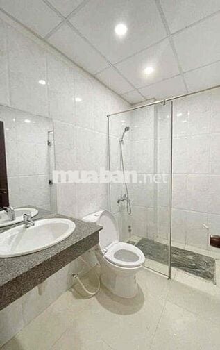 🥰 căn hộ TRỐNG SẴN NỘI THẤT CƠ BẢN - có ban công thoáng mới 🥰