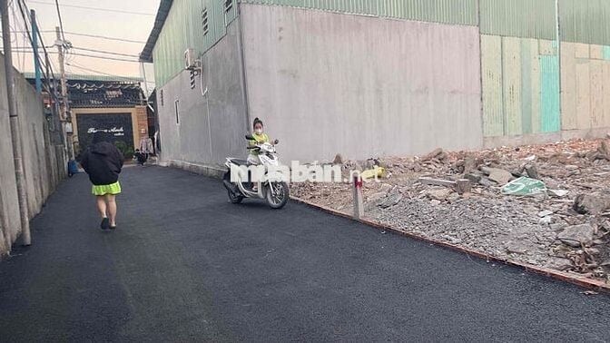 ĐẤT SÁT MẶT TIỀN QL13 SHR  4X18.75M.  66M2 THỔ VÀ 8M2 ĐẤT HÀNH LANG