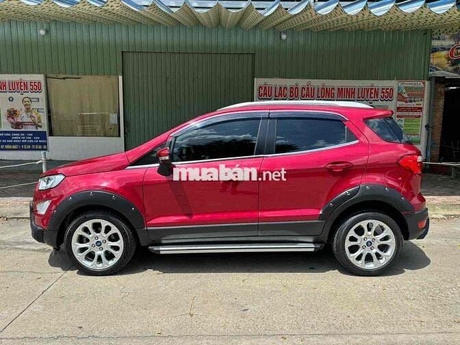 Ford EcoSport Đỏ 5 chỗ
