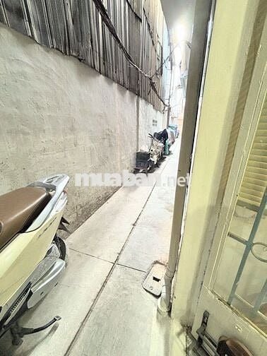 Bán nhà nhỏ Hẻm Trần Đình Xu Quận 1 full nội thất