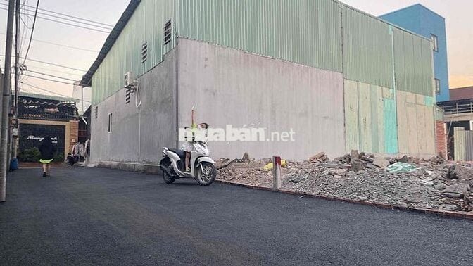 ĐẤT SÁT MẶT TIỀN QL13 SHR  4X18.75M.  66M2 THỔ VÀ 8M2 ĐẤT HÀNH LANG