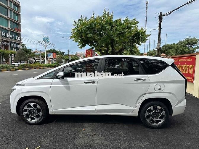 Hyundai Stagazer 2022 STD bản đặc biệt xe 1 chủ
